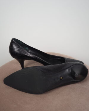 Prada Black Pointed Heels Size 39