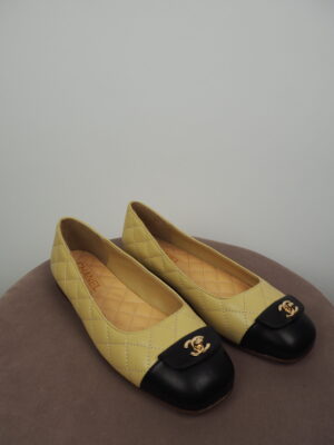Chanel Two-tone Leather Ballerinas Size 39