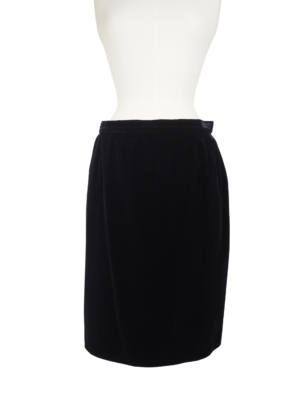 Chanel Black Velvet Skirt Size FR 44