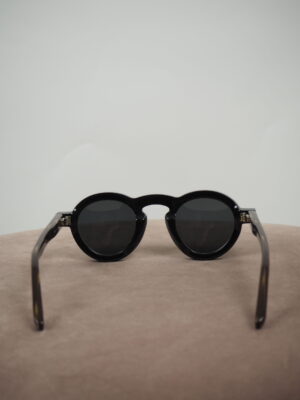 Ferragamo Black Sunglasses Size 44-25