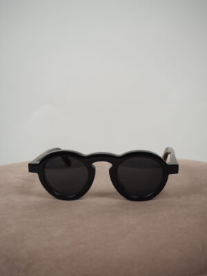 Ferragamo Black Sunglasses Size 44-25