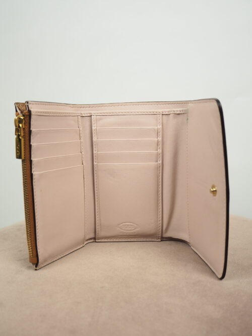 Tods Camel Leather Wallet - Image 5