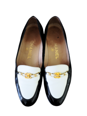 Chanel Black/White Patent Leather Loafers Size EU 36,5