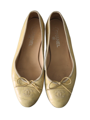 Chanel Yellow Cracked Patent Leather Ballet Flats Size EU 40,5