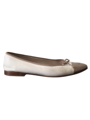Chanel White/Taupe Two-Toned Ballet Flats Size EU 41