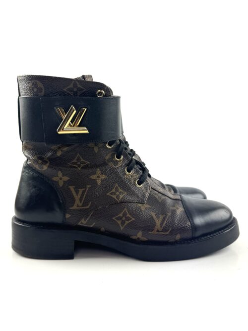 Louis Vuitton flat rangers