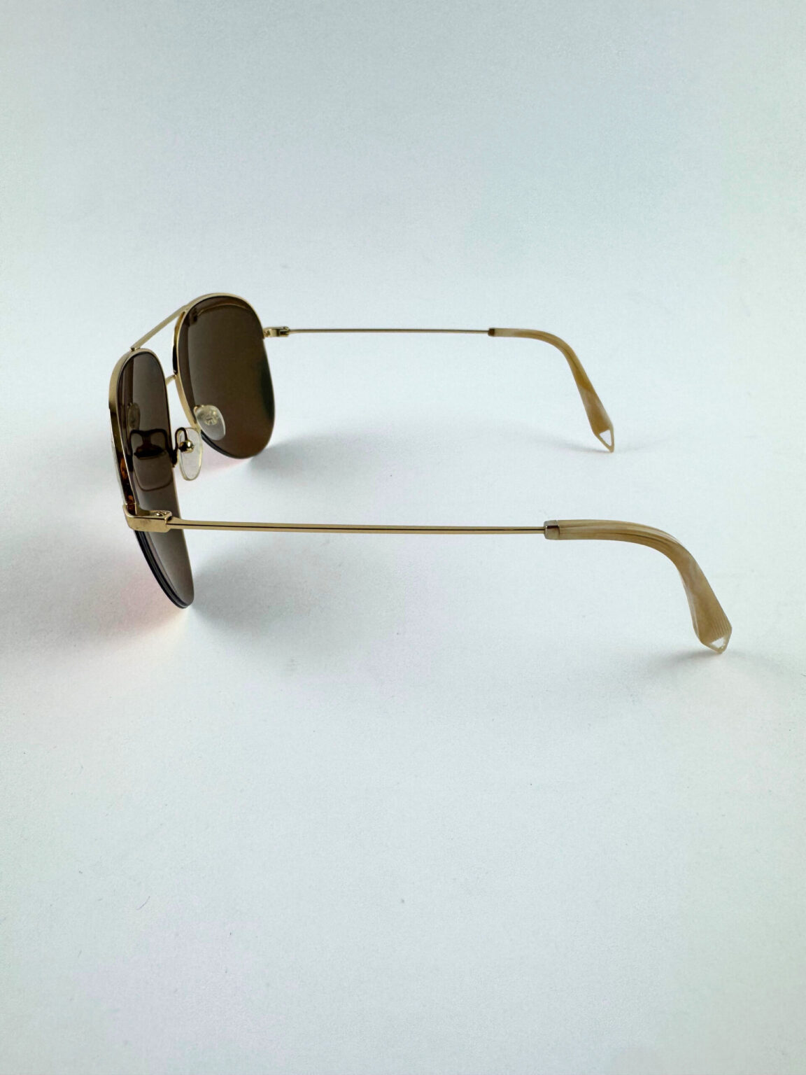 Victoria Beckham aviator sunglasses